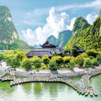 1 Day In Heaven Of Trang An – Mua Cave