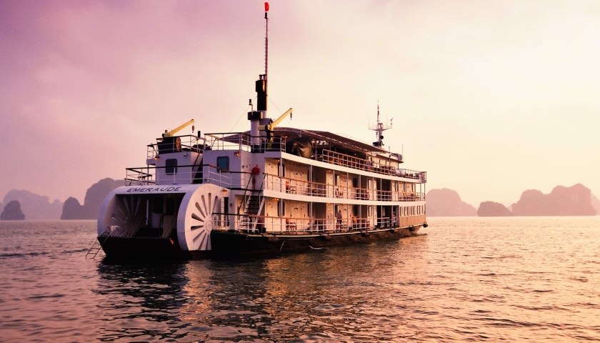 Ha Long Bay - Bai Tu Long Bay - Private Tour